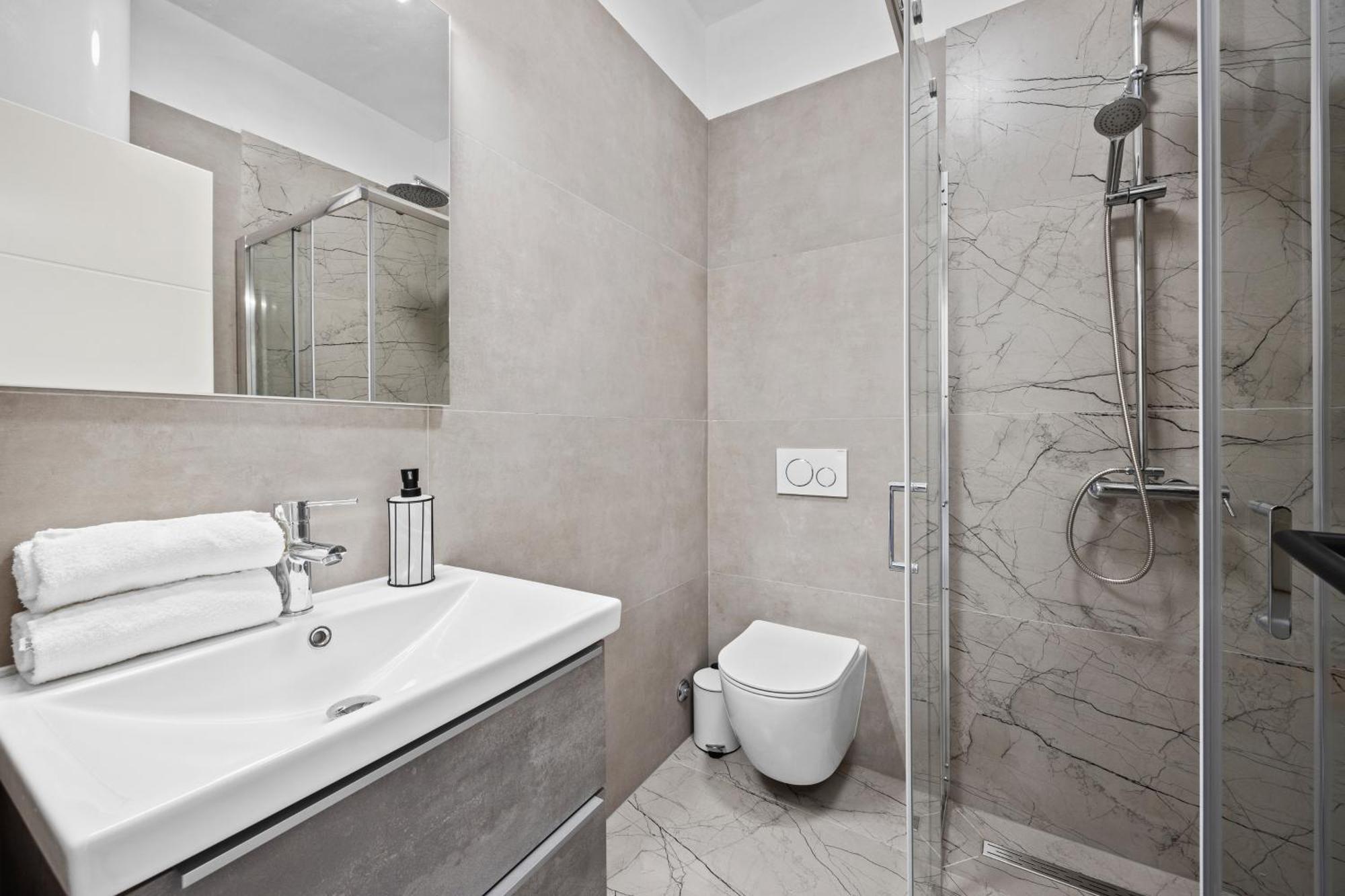 Apartment Nenad - Amazing Sea View ! Only 500 Meters From The Beach ! Fažana Exterior foto